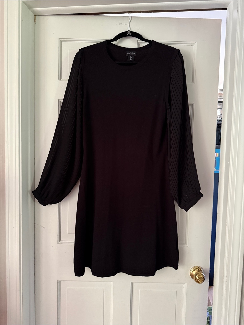 Nicole Miller Black Long-Sleeve Pleated-Sleeve Shift Dress